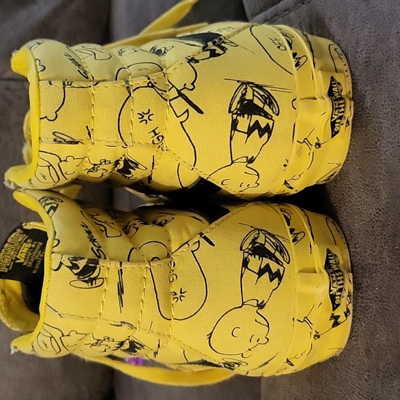 Vans X Peanuts 9.5 men's 2017 - Picture 4 of 7